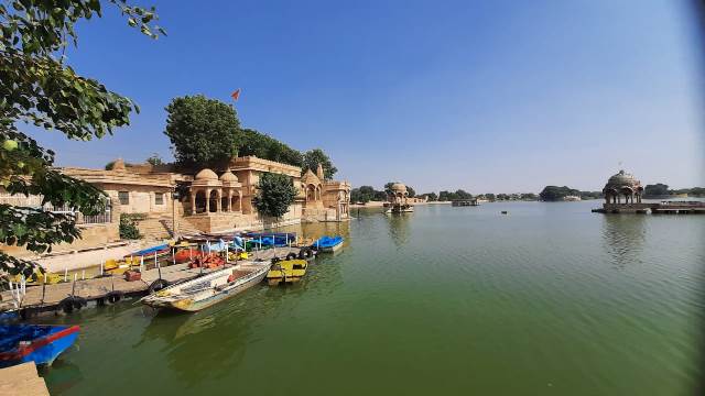 Gadisar lake, Jaisalmer (IMage Source: Rituja Mitra)
