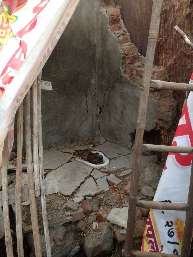 Balasaheb Kshirsagar’s defunct toilet. Photo: Niharika Singh