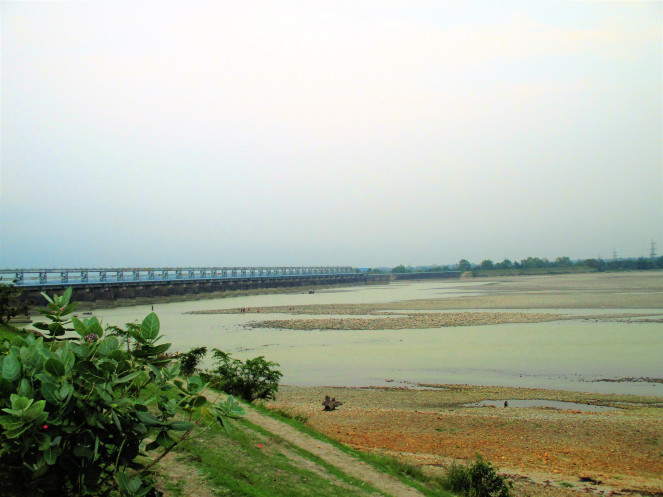 The Teesta, downstream of the Gajaldoba barrage. (Image Source: Gauri Noolkar-Oak)