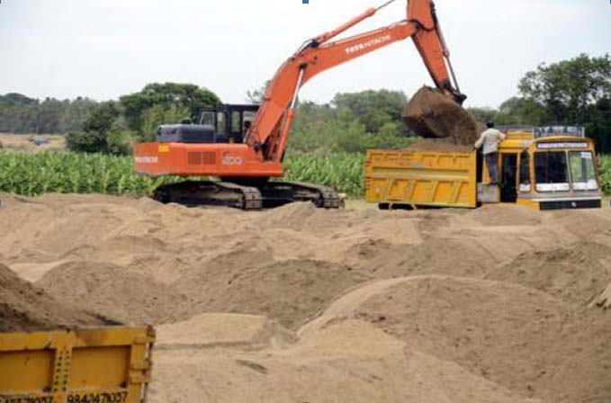 Sand mining on the Pennar river bed
