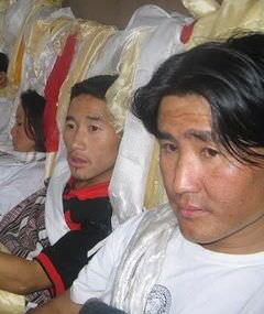 Dawa and Tenzing during the hunger strike. (Source: Affected Citizens of Teesta)