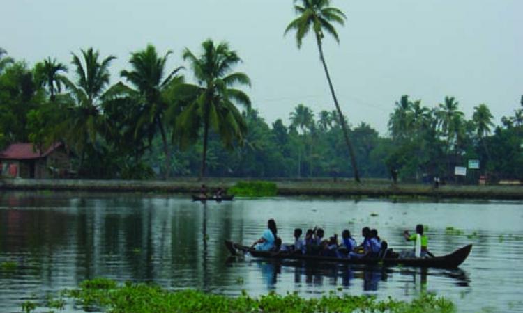 View of lush green Kerala (Image source: ATREE via India Water Portal Flickr Album)