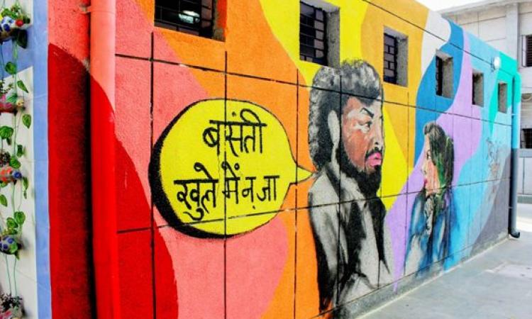 Pop culture icons like Gabbar Singh are painted on the walls of a toilet complex in New Delhi (Image: Project Raahat, Enactus)