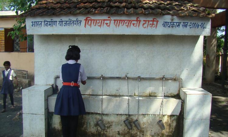 Drinking water provision in rural school and hygiene (Image source: IWP Flickr photos)