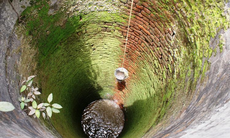Water well in Purulia, West Bengal (Source: India Water Portal Flickr Photos)