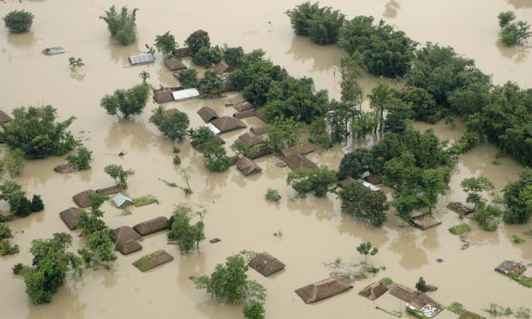 An aerial view of flood affected areas in Kosi river, Bihar on August 28, 2008 (Image: Publi.Resource.Org; Flickr Commons (CC BY 2.0))