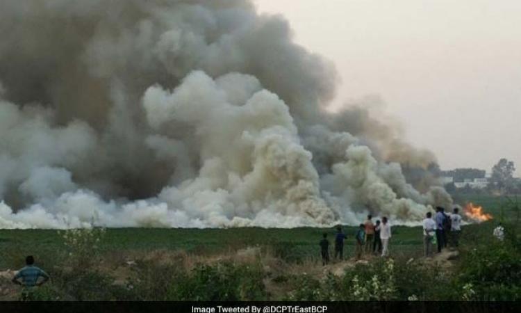 Bellandur lake on fire. (Source: NDTV)