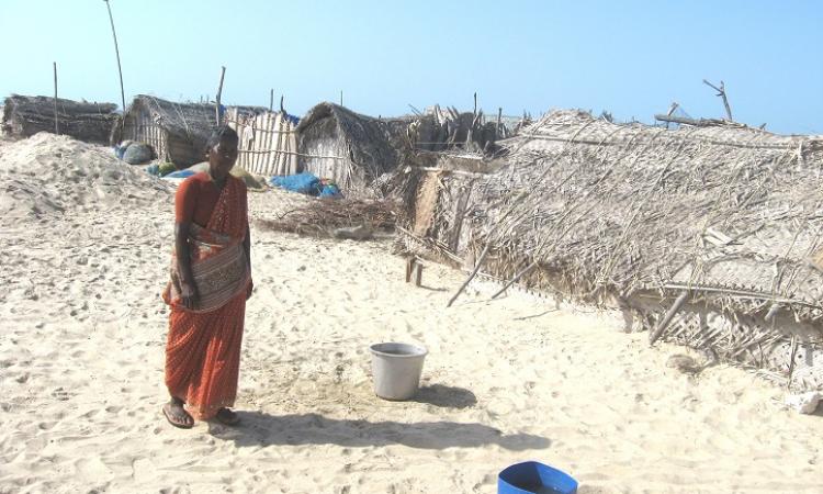 A coastal village with poor sanitation facilities in South India (Source: India Water Portal)