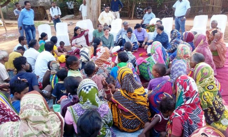 Community meetings in the slums of Dhenkanal under Project Nirmal (Image: SCI-FI, CPR)