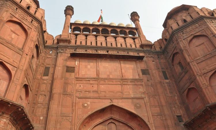 Red Fort: A UNESCO World Heritage Site, hides an unusual L shaped 'baoli' in its midst.