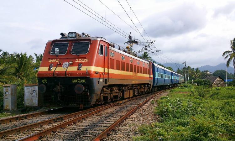 Indian Railways (Source: Wikimedia Commons)