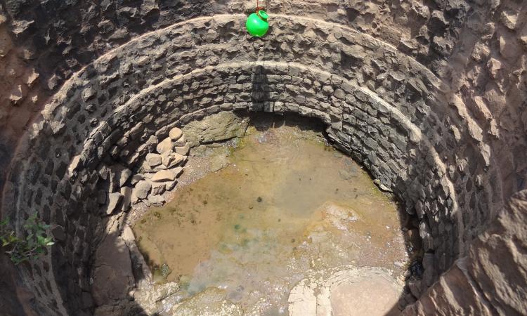 Drinking water well in Kattanbhavi